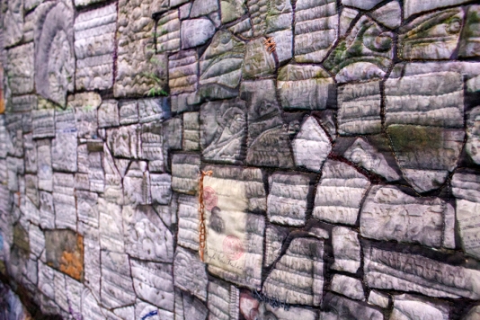 Wailing Wall of Krakow, Detail
